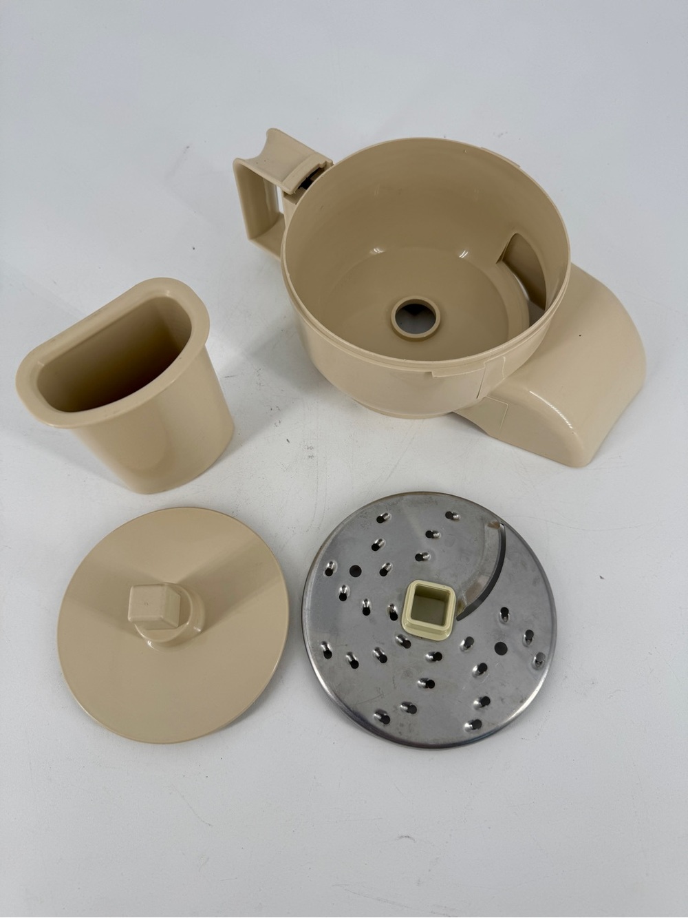 West Bend Food Processor 6500 Replacement Slicer Shredder Pusher  Spout Parts